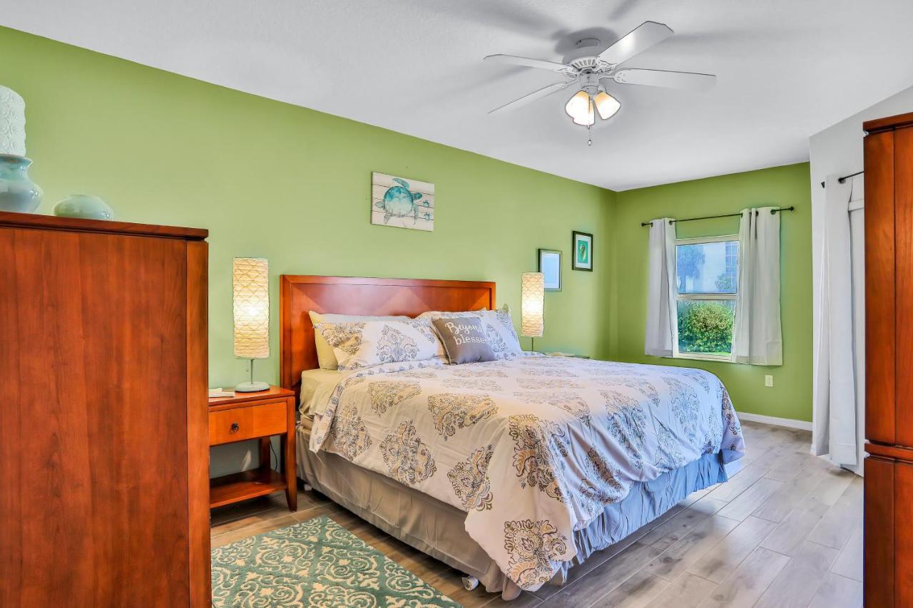 Oceanwalk Condos Bethune Beach Εξωτερικό φωτογραφία