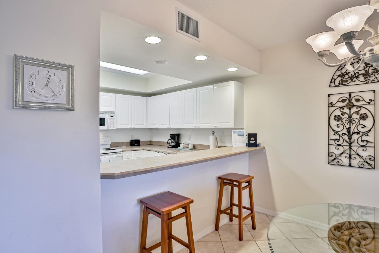 Oceanwalk Condos Bethune Beach Εξωτερικό φωτογραφία
